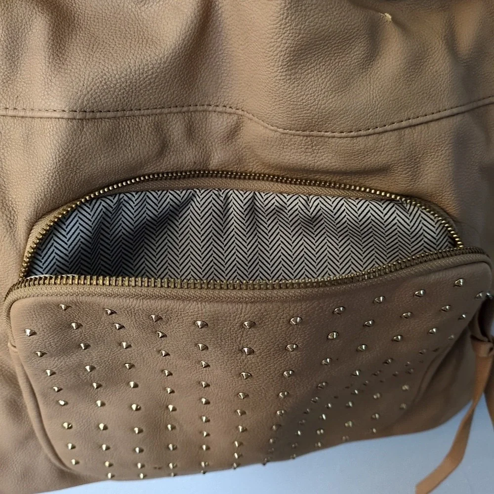 Steve Madden Tote‎ Womens Beige XL Crossbody Satchel Removeable Strap Pockets